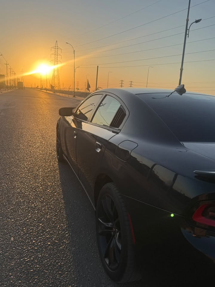 السلام عليكم 

جارجر موديل 2018.   SXT

وارد كندي  كفاله عامة

مكينه كير كفاله 

حجم المحرك 3600

 ويل حجم 20 
فتحه سقف 
رادار جانبي 
تبريد +حدادة +تاير. جديد
 باقي مواصفات SXTالمعروفة

السعر 228
 المكان.   البصرة _القرنة 
للإستفسار 
*********** ———‭***********
