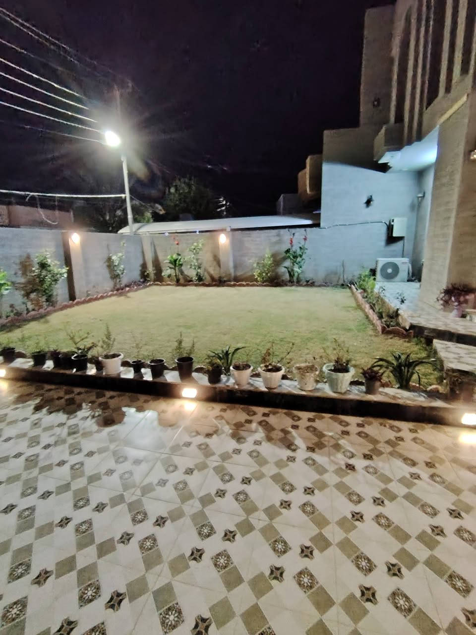 عيوني متواجد كص حديقه بكل مانطق الجبور الجواري العبيد الحويجه خسرج السعود كل مانطق اني حاضر هذا رقمي *********** ***********
