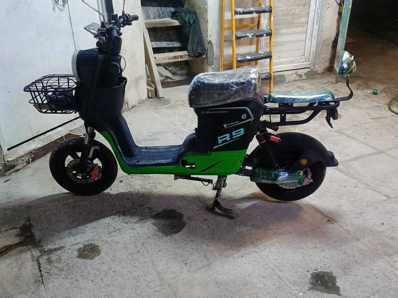 ار 9 للبيع السعر 210 تالاف بطاريات نص عمر بيهه كسر يم الكفه ومدكر ماكو نضيفه الدراجه من ناحيت الشحن استخدام كل يومين تشحن حسب استخدامك


**إذا كنت صاحب هذا الإعلان وتريد حذفه لأي سبب، رجاءا أرسل رسالة إلى الدعم الفني**