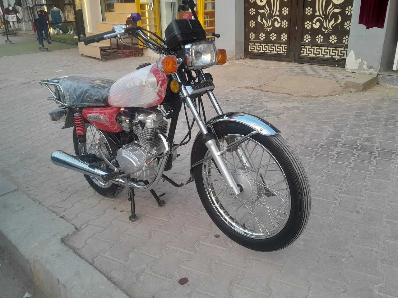 سلام عليكم دراجه للبيع نامه متياز موديل 25كفاله عامه شرط تفيلس ما مفيلسه وراق سكنر سعر 775وبيه مجال مكاني عفج رقمي***********بيه وتساب
