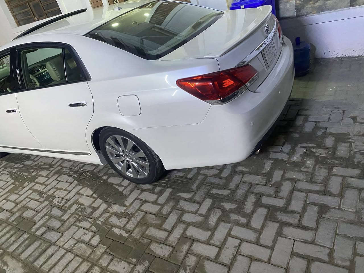 سلام عليكم للبيع افلون 2012لمتدد فول واحد عل واحد سياره حلوه وخير من الله مكينه كير تبريد تخم تاير كله وكاله ماشيه 151
بيه صبغ 3قطع اثر شخوط 
السعر 175 وبيه مجال بسيط 
العنوان بغداد الحريه 
***********
