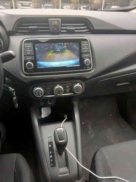 نيسان فيرسا وارد أمريكي 
موديل 2024
مواصفات s
كاميرا 
رادار امامي 
رادار خلفي 
حساسات 
بجم كبس 
بيها جاملغين امامي صبخ 
بدون دواخل 
ارباك سكان راجع بلادي 
بيها شبر تعديل 
سعرها 130 ومجال
سياره مرقمه اربيل جديد 
شرط تحويل وغرامات بشرط 
مكان سياره عقره 
تلفون *********** اكر
