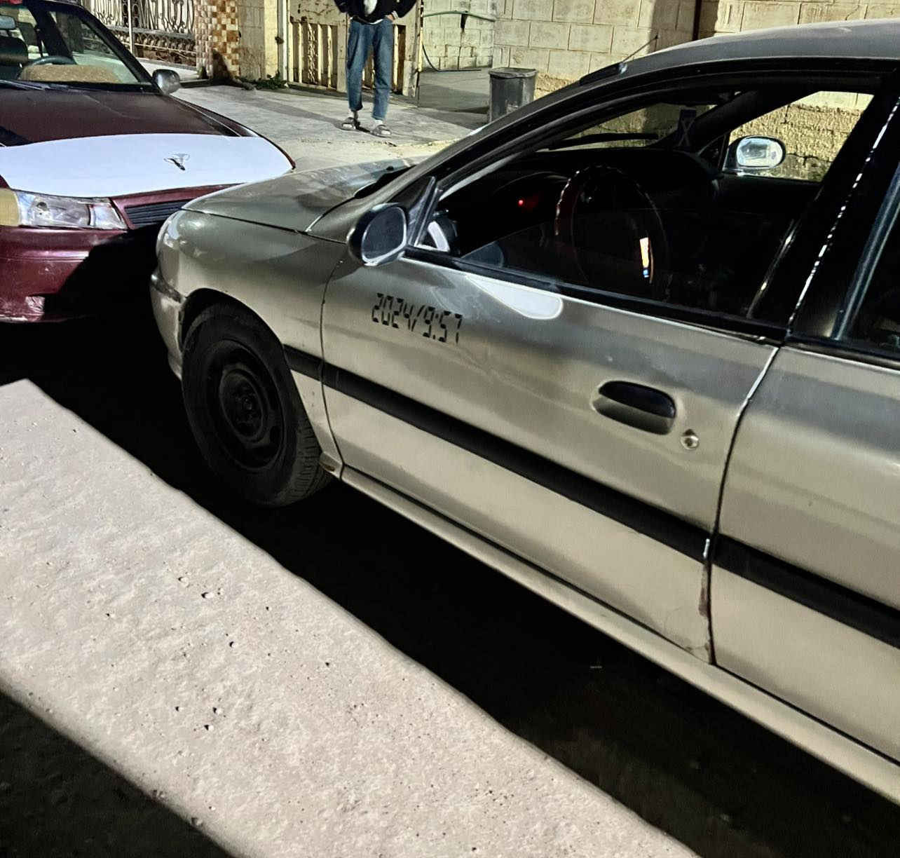 السلام عليكم 

للبيع سيارة Kia Rio موديل 2002
السيارة مصبوغه عام بدون حادث السياره  بحالة جيدة واستخدام شخصي، محرك ممتاز صدر ممتاز 80‎%‎ اقتصادية جداً بالوقود ومناسبة للمشاوير اليومية والشغل.
داخلية مرتبة وسواقتها مريحة، والسيارة جاهزة للاستخدام وما تحتاج صرفية قوية.
مناسبة للي يريد سيارة عملية وسعرها مناسب
43 $
السعر قابل للنقاش بالمعقول ويا الجادين فقط 🙏
للاستفسار والتفاصيل( ***********) واتساب فقط📩☎
