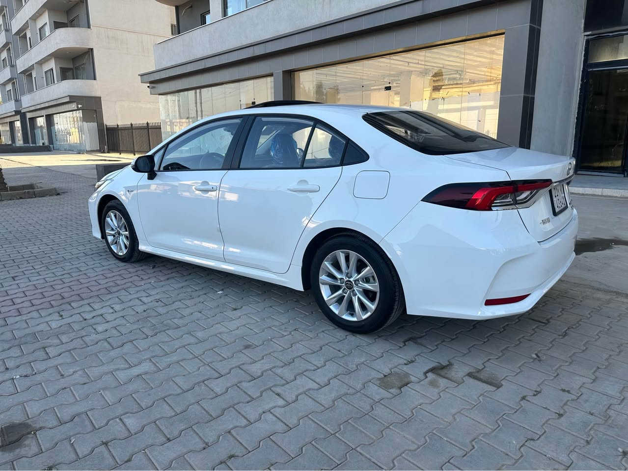 كرولا هايبرد شكل خليجي فول مواصفات صفر ماشي ٢الف كيلومتر رقم جاهز دفتر بانزين بيه 
سيارة بدون شخط بدون رضعة كل شي مابيه 
سعر ١٦٦ $
***********
*********** كركوك, العراق
