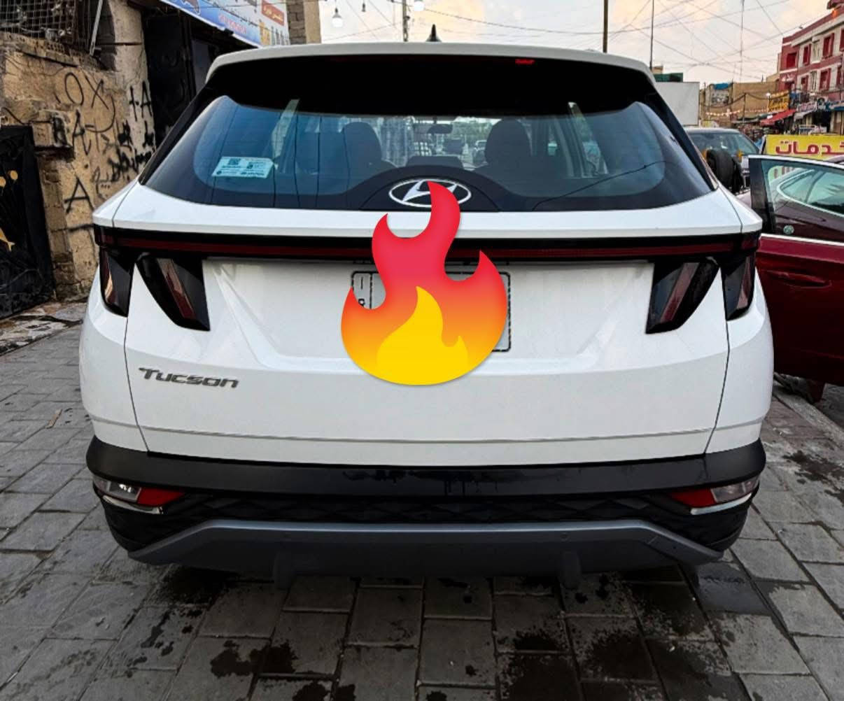 السلام عليكم
 توسان خليجي 2022 للبيع نظيفة جدا
ماشية 64 الف 
  محرك 2000 دوش  
بصمة تشغيل
بصمة ابواب
كراسي كهرباء
فول تحكم ستيرن
لايت العدسات متحركة ويا الاستيرن
حساس امامي
حساس خلفي
مري شفط ويا القفل
نظام ترحيب
اشاير بلمري
قطعتين تبريد 
 السيارة مكفولة  بدون صبغ 
عدا بارد وفطر بالدعامية كد اصبع مصلح
رقم بغداد دولي باسمي تحويل مباشر
سعرها 198 ورقة
بغداد ***********
