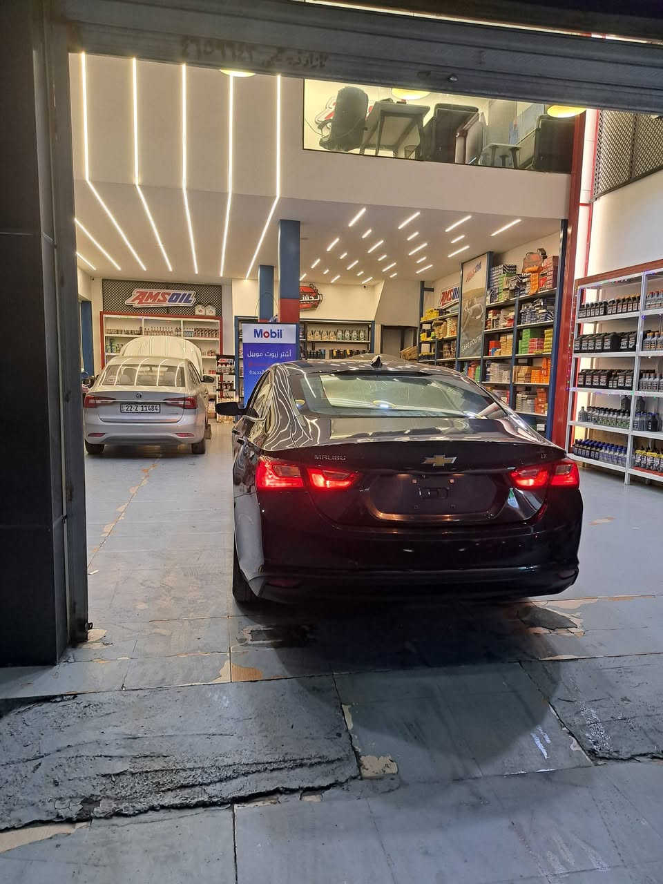 سلام عليكم 
للبيع ماليبو موديل 2023
 كلين بدون حادث فقط بارد بلباب بدون بجم وبدون ايرباك دخول جديد رقم اربيل بأسمي مكاني بغداد تفاصيل واتساب ***********
