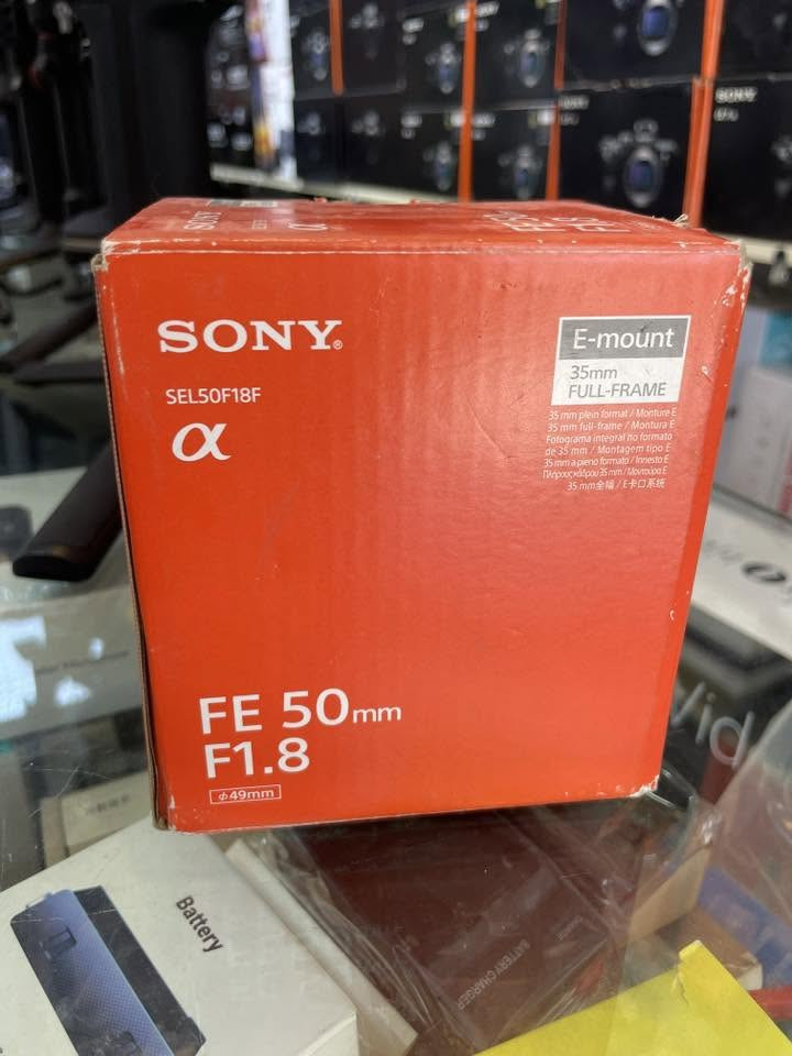 📸 عدسات Sony الأصلية – Sony Lenses

ارتقِ بجودة صورك وفيديوهاتك مع مجموعة مميزة من عدسات Sony المناسبة للمصورين وصناع المحتوى.

✅ حدة عالية وتفاصيل مذهلة
✅ أداء احترافي في التصوير الفوتوغرافي والفيديو
✅ خيارات متنوعة لمختلف الاستخدامات
✅ مناسبة لكامرات Sony Mirrorless

📍 Baghdad - Bab Al Sharqi, Opposite Umma Park
📞 ***********

📍 بغداد - باب الشرقي مقابل حديقة الأمة
📞 ***********

Al Samer Professional Photography Equipment
السامر لمستلزمات التصوير الاحترافي

