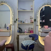 غراض صالون للبيع كامل كراسي متحركة عدد ٢ شغالات ١٠٠/١٠٠ مغسلة شعر  مري...