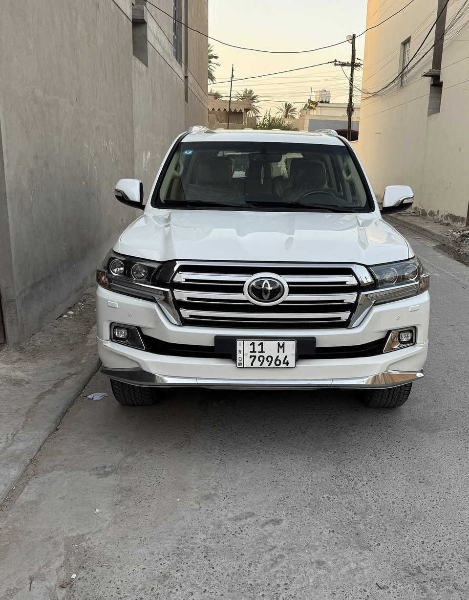 لاندكروز موديل 2017 رقم بغداد ماشيه 105 كفاله عامه معروفه مواصفات لاندكروز باسمي سياره مال بيت جدا نظيفه؟غير متواجد ع لفيس تواصل ع رقم ***********
