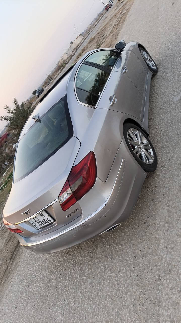 جنسز 2012 فول الفول بيها رشات صبغ ابيع حزام
بغداد نكليزي السعر 98 مكاني بابل القاسم  ***********
