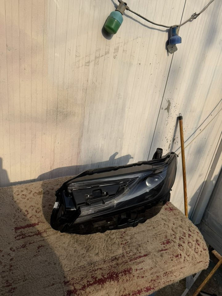 السلام عليكم

اغراض كامري 2025

زوج لايتات 

ودرع خلف الدعامية لاماميه جديد ومابي أي ضرر 

مكاني بغداد وأي محافضه تريدهن اكو توصيل

***********
