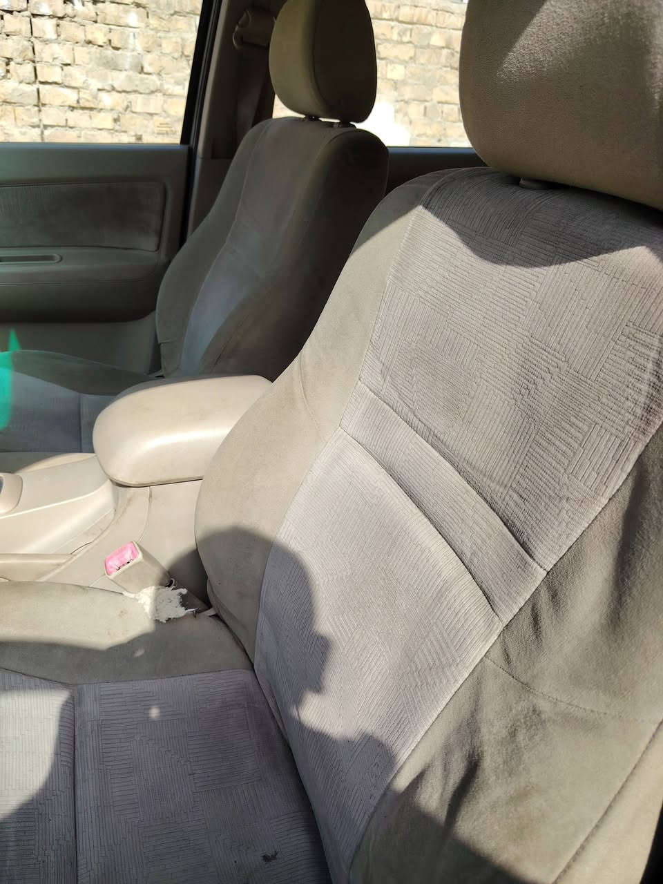 فورجنر ٢٠٠٦ سته سلندر محرك ٤٠٠٠ مكفوله كير ومحرك وشاصي بدون حادث مكانها السماوه سعرها  ١٢٥ وبيها مجال الشراري يتصل ويدلل ***********
