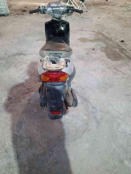 سلام عليكم للبيع دراجه 9زروف بلاد مامفتوحه شرط الفحص كلها شغاله فول العنوان البصرة الاصمعي الجديد سعر 350 صوت اكلس ما بيها بلاد ***********
