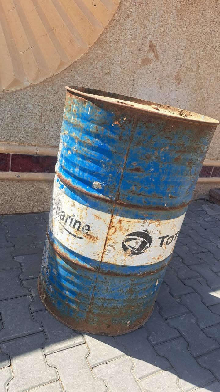 للبيع 
سعر 15
***********
