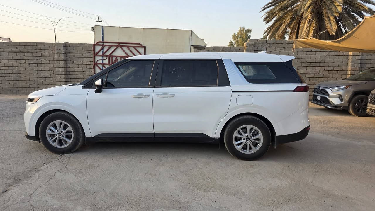 بسم الله الرحمن الرحيم 
كيا كرنفال  2024 LX 
Kia Carnival Lx 2024 White 3.5L  KNDNB4H3XR6343432
حادث خلفي 
بدون ايرباك  محرك 6 سلندر 
رقم الشاصي موجود
العنوان الشرقاط اجميلة 
للاستفسار اتصال او  واتساب 
***********
***********
