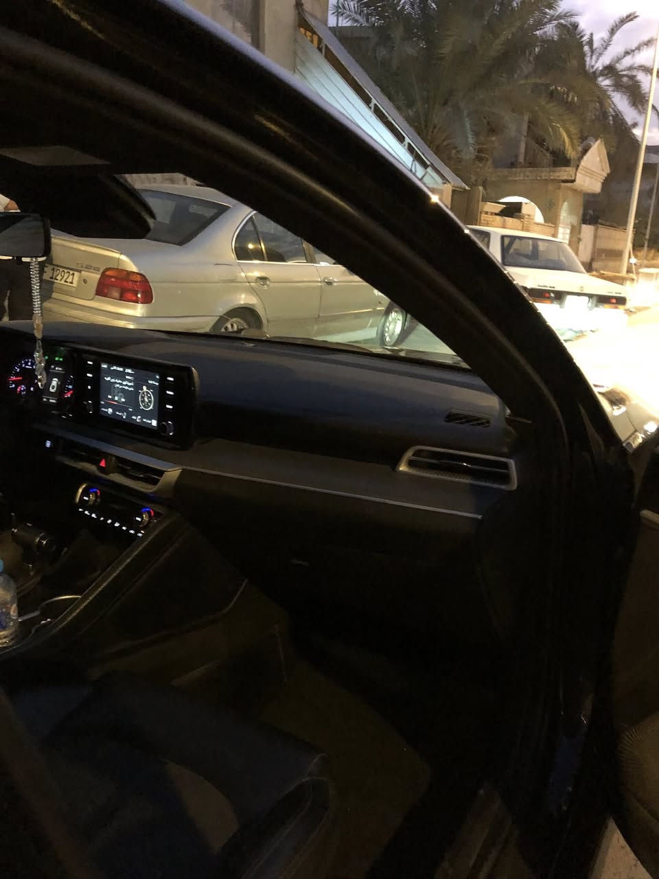 السلام عليكم 
Kia.   K5
موديل
2021
ماشيه 80الف
اللون اسود
مواصفات
شاشه 
كامره
لايت عدسات
بصمه
رادار امامي
رادار خلفي
رادار جانبي
لد امامي خلفي
حساس امامي خلفي
ويل كب
توقف ذاتي 
قياده ذاتيه
تنبيه خروج عن المسار
تحديد مسار 
فول تحكم ستيرن
داخل  اسود
تبريد شاشه بيانو لمس
ترحيب عند الاقتراب
صندوق ذكي
تشغيل عن بعد
محرك1600✈️
صور الحادث بالمنشور فقط جاملغ امامي ايسر وه ربع البنيد
بجم امامي خلفي كبس
الحادث سطحي 
بدون اي دواخل شاصي اللغد والكير والمحرك كلهن مكفولات 
ايرباك برده فقط
صور امريكا بالمنشور
للاستفسار***********
الموقع البصره مناوي باشا قرب شركت رينو
السعر 174$ وبيها مجال
رقم اربيل الدولي تحويل وكاله مضمون
