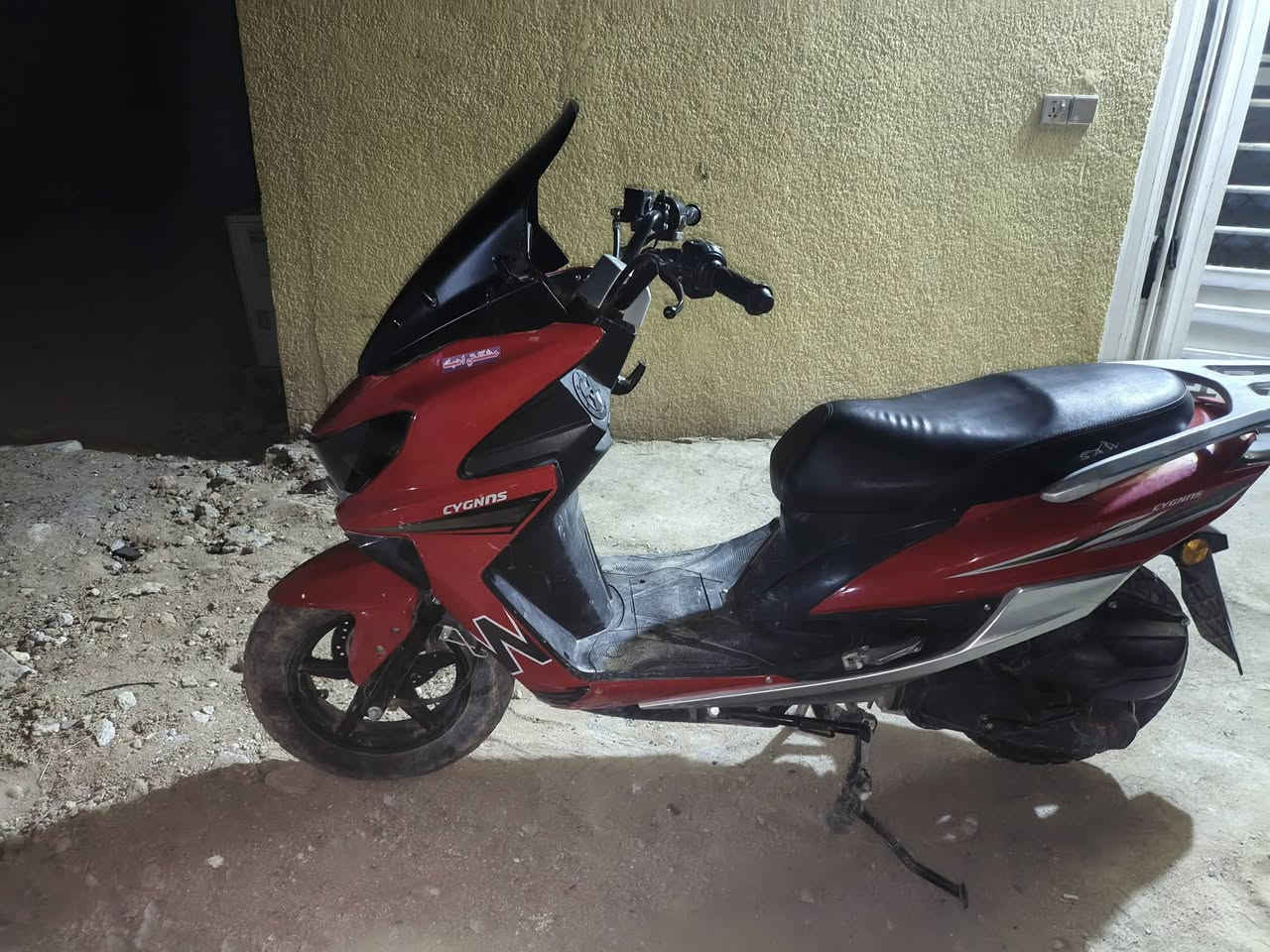 سلام عليكم عندي دراجه سكنس سترونك موديل 25 الدراجه جديده بمعنه الكلمه كلشي مابدل بيه على وضع الشركه المكان كربلاء الحر السعر على الخاص ***********
