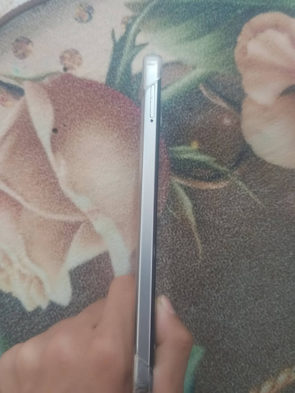 انفنكس هوت 60
الذاكره 256
البطاريه 5000
الجهاز مكفول 
السعر130 وبيه مجال 
***********
