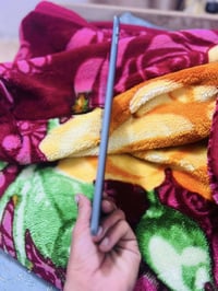 ‏سلام عليكم عندي iPad سبعة للبيع ذاكرة 32 بطاريتها 89 بلادية لا علي ول...