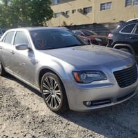 كرايسلر 300 • ٢٠١٣ • ديالى