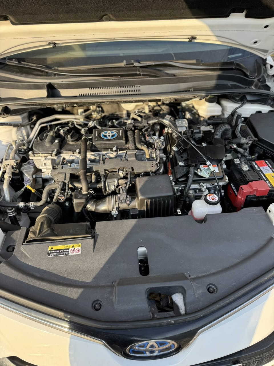 سلام عليكم كورله هايبرد مديل 2023 ابسمي تحويل ذاني يوم بيه حالوب خفيف او سونره موجود ويه لصور ماشيه 77الف مكان بغداد بلديات ***********
