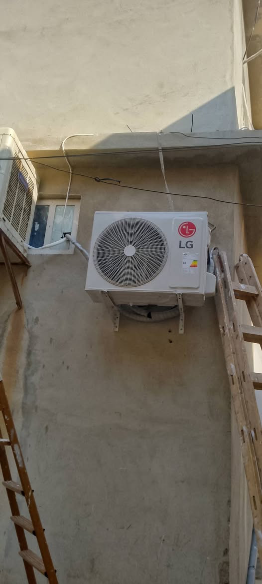 ورشة القمةللتبريد ✅❄️❄️➡️ كافة احياء الموصل أتصل ونجيك الى باب بيتك ❄️❄️✅🧰
💥نصب السبالت على نضام هندسي مع عمل✅ فاكيوم✅ ✅☑️ 
💥غسل السبالت غسل كامل داخلية خارجيه شغل درجه اولى ❄️❄️
💥شحن غاز السبلت غاز فرنسي اصلي 410R٫22R❄️ 
💥صيانة عامة موقعيه كافه السبالت 🔧🧰 
💥تحويل السبالت من منزل الى آخر فتح وشد مع غسل ✅❄️
للتواصل أتصل 📞 📞

‏‪***********‬‏اسيا ➡️

***********كورك➡️
