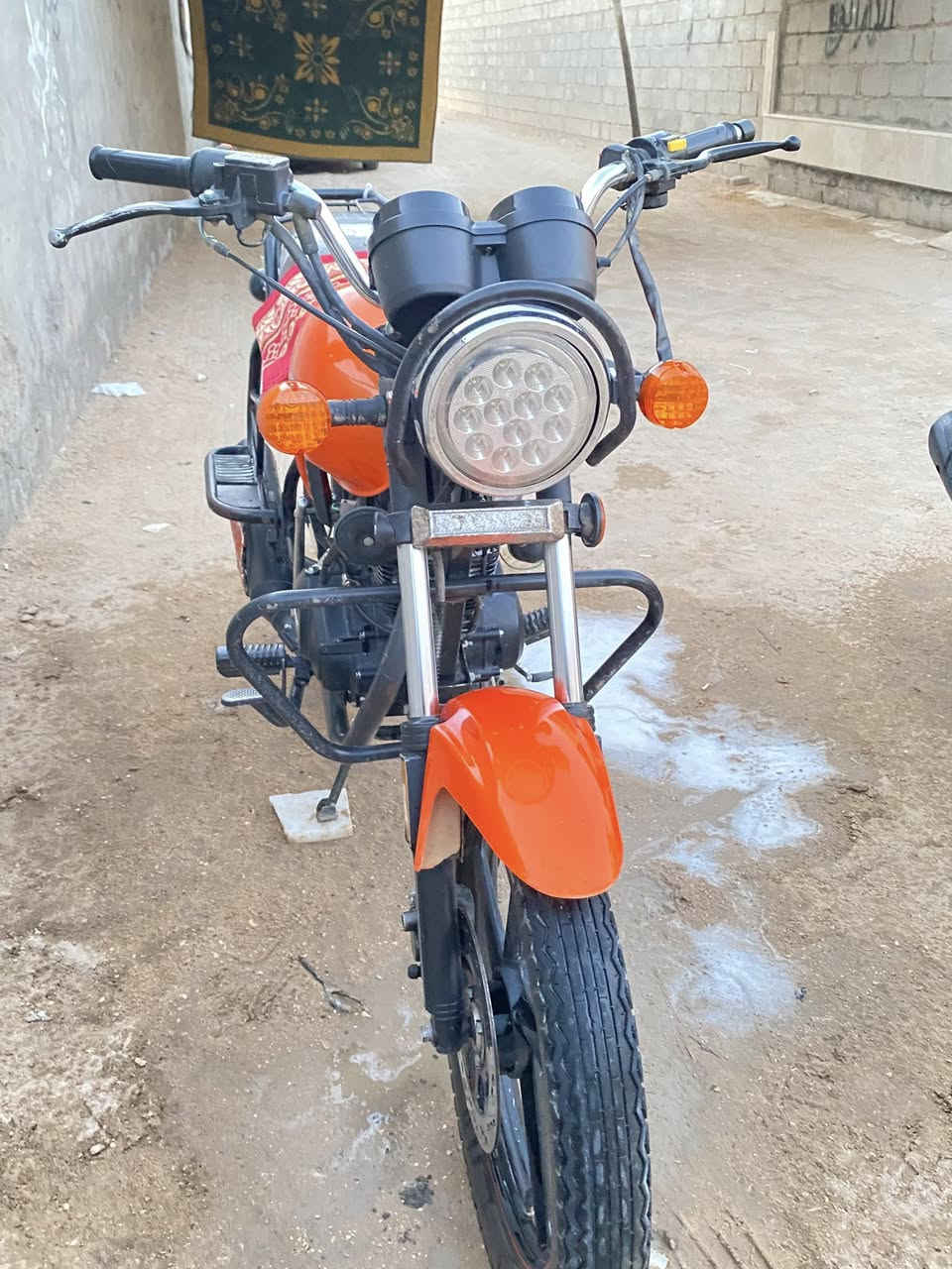 دايون نضيفه موديل2022طالعهب2023مكفول سعره واحد خمسميه وخمسين وبيه مجال حك جيه مكاني كربلاء شهداء الموضفين قرب مستشفى الحجه رقم***********
