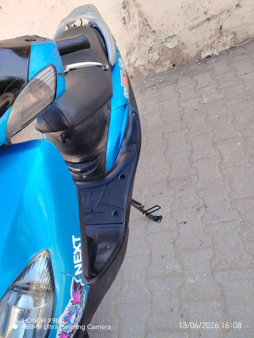 دراجه سكنس برغي مامفتوح بيهه *********** كهربائياته كلهه شغاله سلف لايتات اشاير شلعه ومعدل سعرهه 325 بيه مجال
