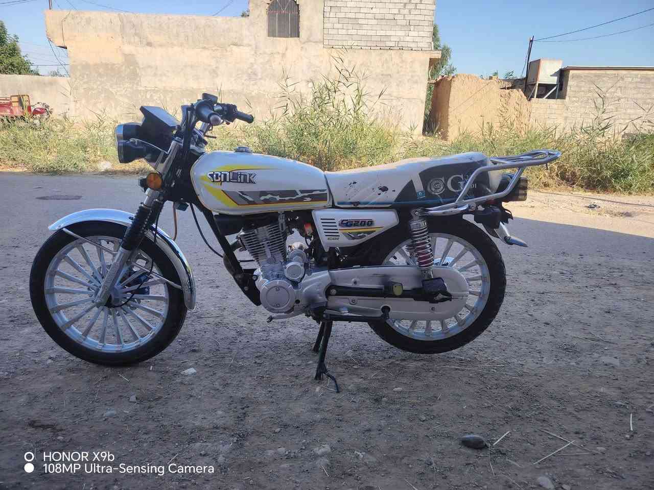 سيفان للبيع موديل 2025 الدراجه كفاله عامه من شخط مكينه 200 كهربائيات كامله بصمه كامله مكاني ديالى الخالص سعديه الشط سعر خاص او اتصال ***********
