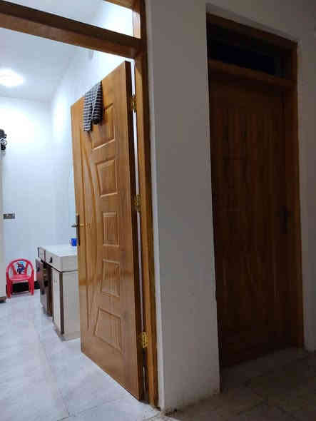 السلام عليكم بيت مساحة  ١٠٠ م  الموحية خلف  دار المسنين قطاع ٣٩ قريب ع الشارع
طابقين كونكريت   
السعر ٢٢٥  مليون وبيه مجال ...
للاستفسار ***********
