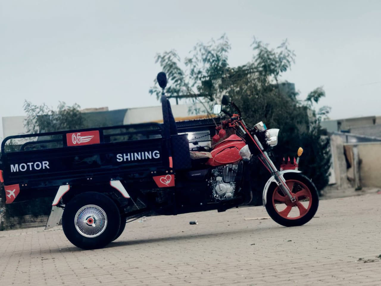 سلام عليكم شباب عندي هي الستوته لبيع فحل عالي شاخوان ركبه شرط محرك شرط قطره لحيم مابيه حيل حلوه السعر مليون و225وبي مجال حك الجيه وهذه رقمي ***********
