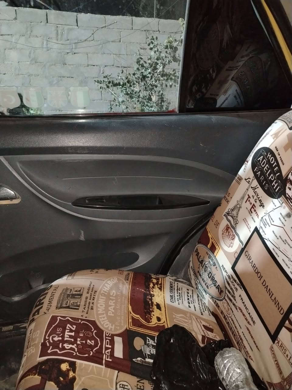 السلام عليكم شيري كوين 2016جاهزه مكينه وگير وحداديه وكهربائياته كله تمام وخير من الله تخم تاير  جديد السعر 18بيه مجال قليل مكان السياره ناصريه  مااندل راعيه للاستفسار اتصل على ***********
