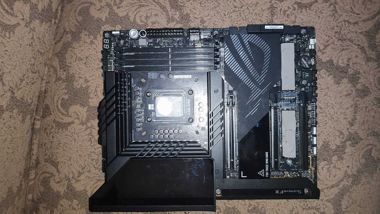 للبيع بورد ومعالج كومب ابيع قطع
Z790 rog maximus hero
I9 14900k 
كومب 1300 بي مجال
معالج 850 بي مجال
بورد 550 بي مجال
البورد بي مشكلة بالبايوس
كارتونتة موجوده وكامله
مكاني بغداد كرخ اولى
للتواصل 
***********
