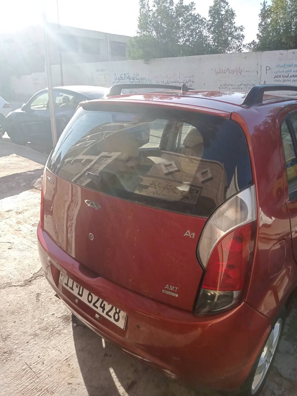 السلام عليكم شيري A1 موديل 12وضع شركة سياراة سيارة جديدة ونظيفة ممشه 23حقيقي وموضح بالصورة بيه طخات بسيطة وموضحه بالصورة سنوية 29رقم بغداد انكليزي السعر 45ورقة بيه مجال بسيط للاستفسار الرقم *********** وبي وتساب هذا الرقم
