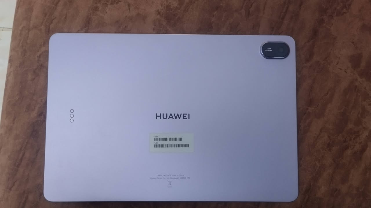 سلام عليكم جهاز ايباد للبيع نظيف كلش مستعمل قليل نوع Huawei MatePad 11.5
90 فريم ببجي 
الذاكرة 256
الشحنة 45 واط شحن سريع
120 هرتز الشاشة
معالج قوي مثل (Snapdragon 7 Gen 1 أو Kirin) 
 السعر 350 الف بي مجال عنوان كركوك 
رقم موبايل ***********
