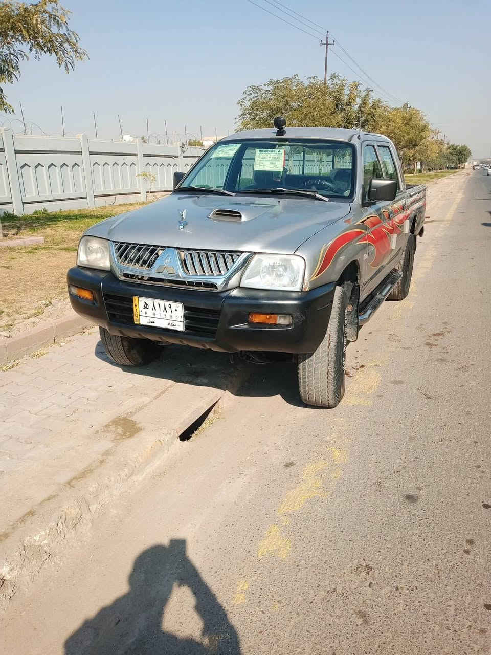 مسيوبيشي 2004 للبيع سياره محرك كير اكسل جاهزه فور ويل شاصي مكفول ترايك وين متريد السعر 75 مكاني بغداد الدورة هاتف ***********
