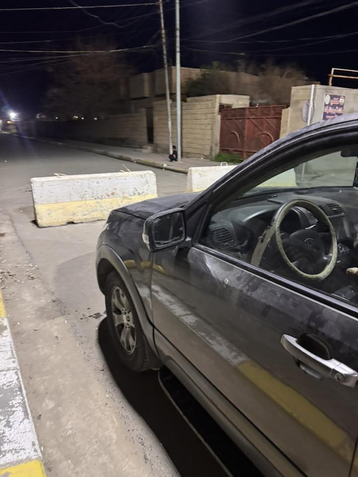 موهافي 2012 ادوات
فول  مواصفات 

محرك 6 

طخم تاير جديد عليها ادامه كامله 

دخول جديد  فول نظافه 

السعر57

‭0774 810 2664‬
