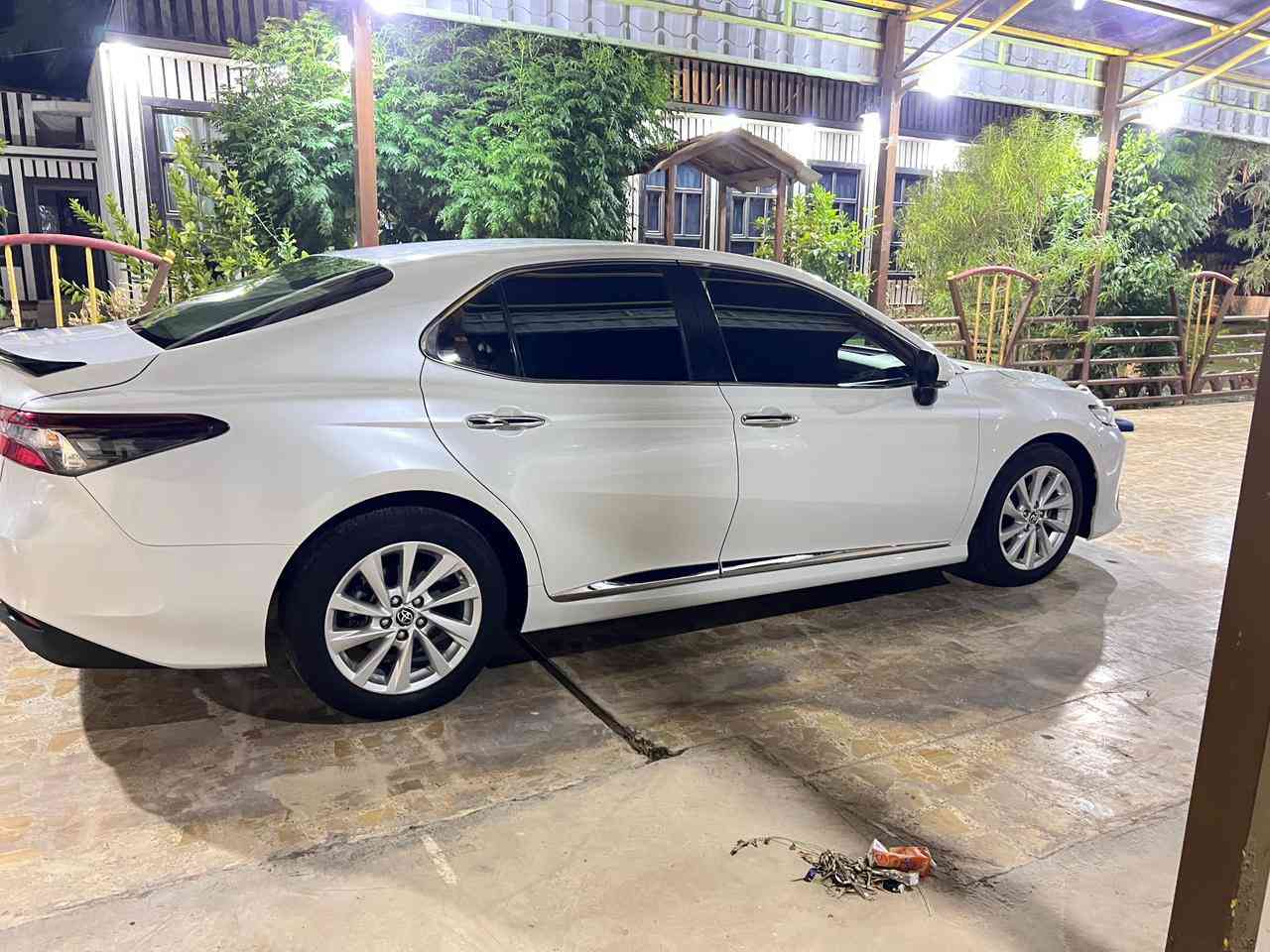 سلام عليكم للبيع كامري ٢٠٢٣ خليج سعر٢٥٥ اي ستفسار ***********
