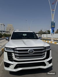 لاندكروز VXR • ٢٠٢٤ • تحويل ثاني يوم