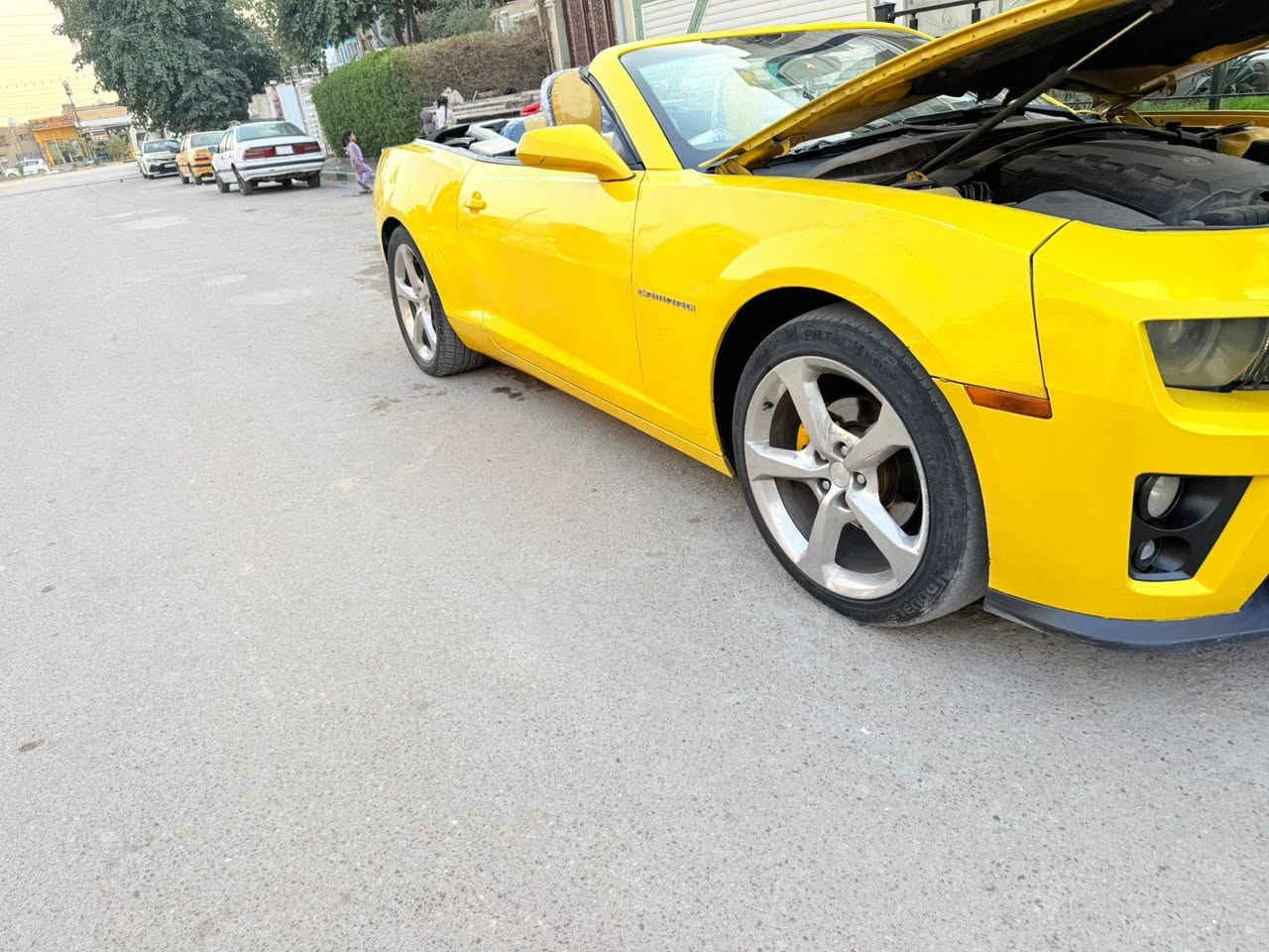 ***********
*********** للبيع
85 وبيها مجال
كمارو 2013  RT
تخم تاير ويل 20 كروم
صدر امامي خلفي جديد
مكينه وكير مكفولات 
باتري جديد
تدفئه تبريد
شاشاه وسستم صوت 
غرفه اول بارحه مدوشمه كلها للسياره
والسياره باسمي تحويل ثاني يوم
عنوان السياره بغداد الحسينيه / راشديه
شارع الجريخي قرب جامع اسد الله الغالب
