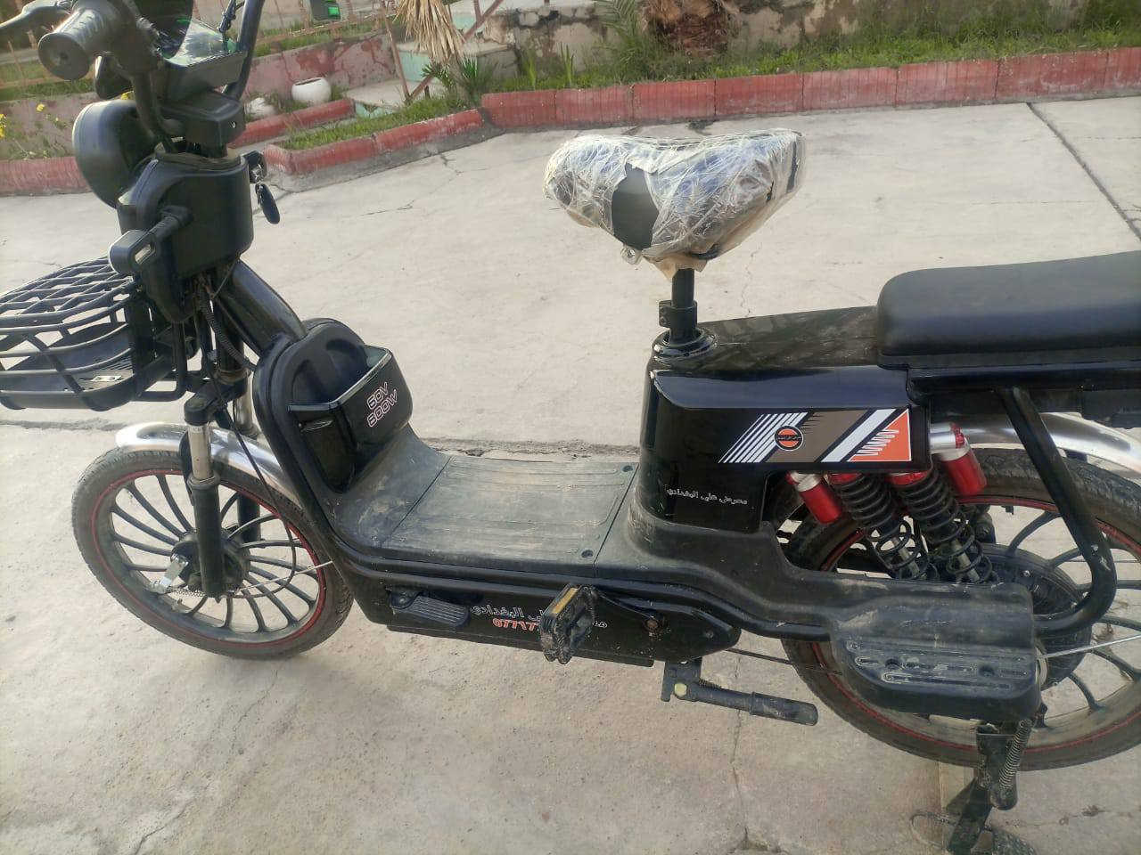 ماطور شحن مستخدم ونضيف
السعر ٣٠٠ وبيه مجال ***********
