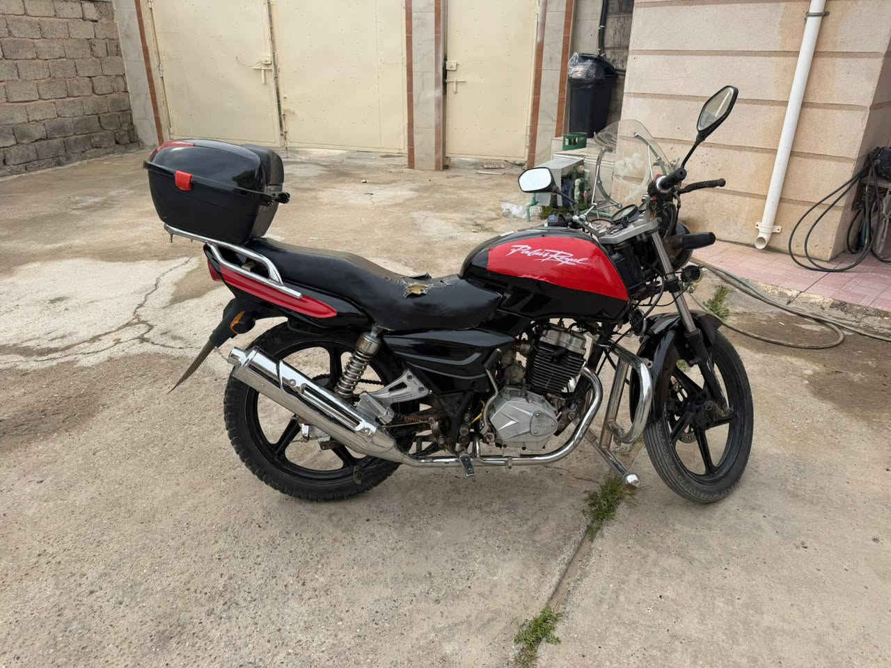 سلام عليكم للبيع بانده مكينه 200
موديل 2013 دراجه تخبل هاي شوفتها كدامك مكينه ناعمه لا دخان لا نضوح مكان دراجه ديالى؛ شهربان
***********
