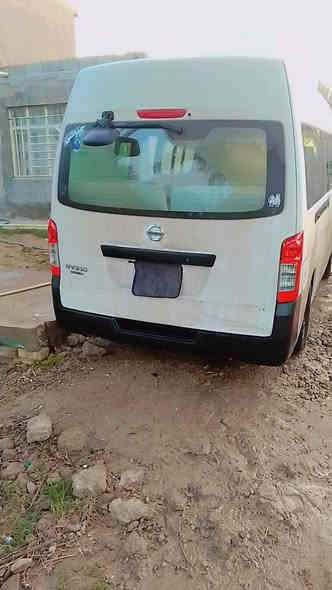 السلام عليكم نيسان يورفان 2014تخم تاير صدر جديد سياره بيه طخه بلبجم مامعمره  وبيه صبغات بلكصيره يم شوته  وصفحه طويله وره تاير سايق هم اكو ولباقي كفاله  ورجاءن لمو شراي لا يتصل  180وبيه قليل حك جيه ***********
