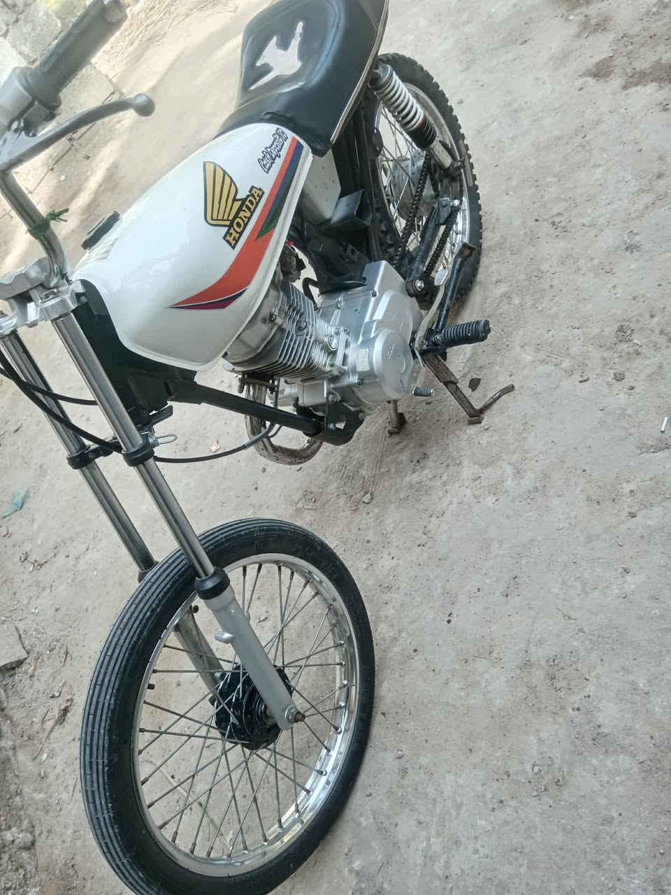 سلام عليكم اربعه كير 22 بلاد شلامجه
مكاني كربلاء حي الغدير شارع 60 
رقمي ***********
