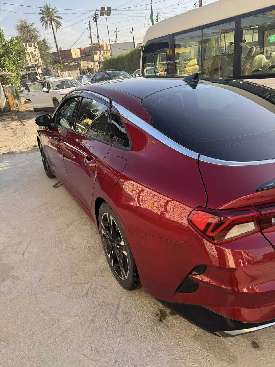 السلام عليكم 
K5 2022 
Gt line 
ماكو بنظافتها 
فول الفول 
بانوراما
ماشية 32 الف كيلو فقط وليس ميل
كشنات تدفئة
حادثها بسيط بدون اي دواخل 
جاملغ وبنيد فقط 
العنوان بغداد 

السعر 173$ وبيها مجال بسيط

***********
