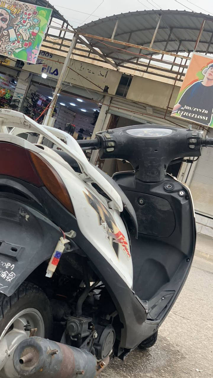 اسلام عليكم دراجه البيع ماكس ثعلب محرك ما مفتوح كعربايات كله شغاله ماعده الايت المامي واكف نكرت سلف اشاير شفاله خلش نضيفه 
مكاني كركوك 
الرقم***********متواجد واتساب
السعر 290 وبيه مجال
