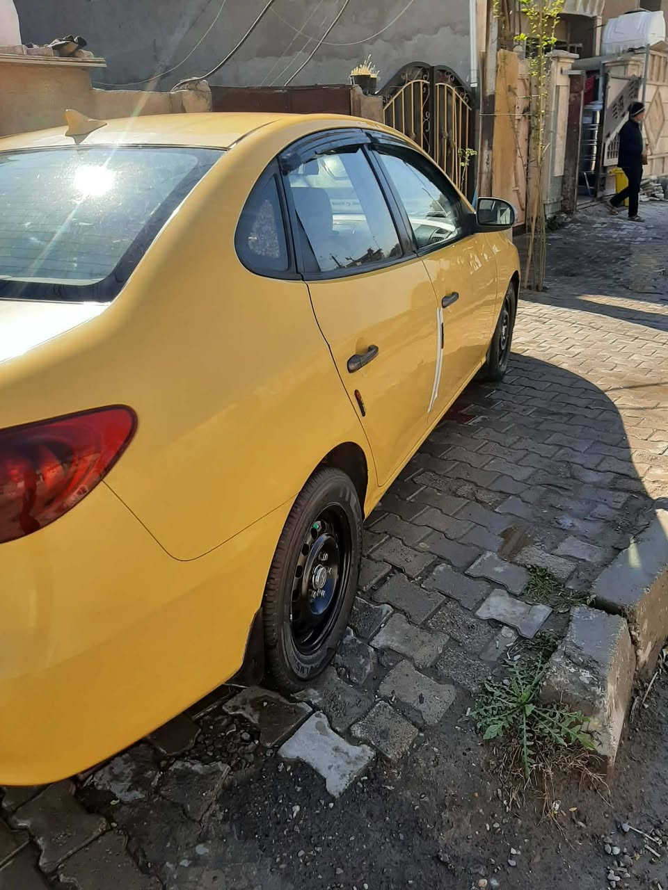 السلام علیکم النترا امريكي قطعتين تبديل جاملغ وبنيد السعر 90 مكان بغداد الكماليه
***********
