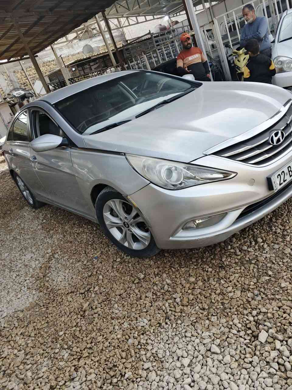 سلام عليكم سوناتا مديل ١٢ بيه جاملغ وبنيد اني ابيع حزام رقم اربيل بسمي سنويا جديده السعر ٨٧ وبيه مجال ***********
