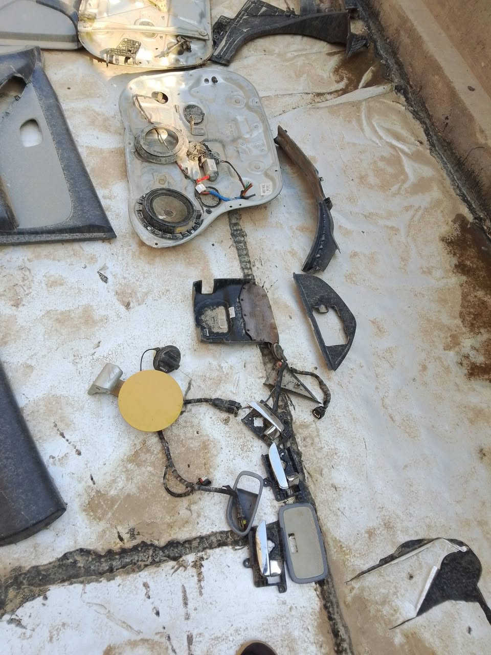 عندي هاي الاغراض مال النترا موديل 10 وارد امريكي البيع للشراي يتصل ***********
