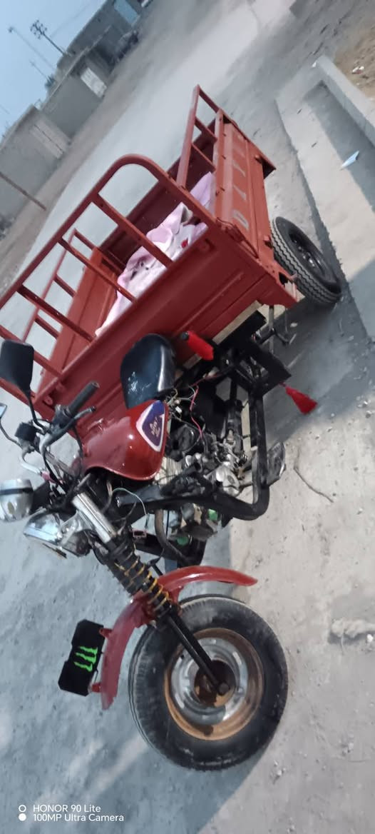 يا الله
ستوته للبيع نوع دايوان
مديل ١٤
اوراق اصولي
كهربائياته كله شغاله
مكينه خير من الله
مكان كوت
سعرها مناسب لان محتاج فلوسه
شراي اتصل ***********
